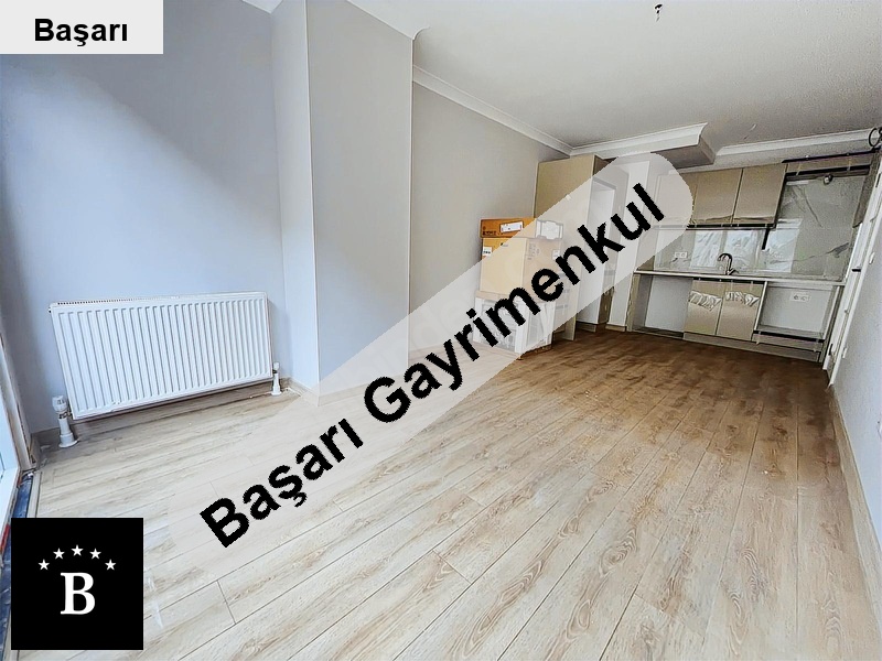 Başarı'dan sahi̇lde marmaray yakini 1kat presti̇jli̇ yapidaboş 2+1