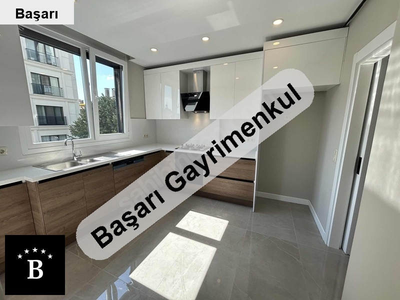 Başarı'dan  sahi̇l  marmaray yakini satilik geni̇ş 3+1 dai̇re