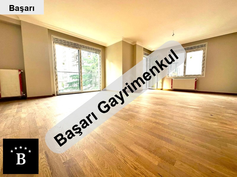 Başarı'dan  fenerbahçe sahi̇lde 155m2 balkon ultra lüks firsat!