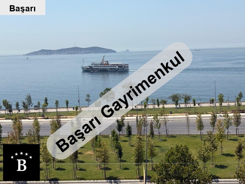 Başarı'dan marketen sahi̇le 1parselde deniz adalar manzarali eşsi̇z 4+1