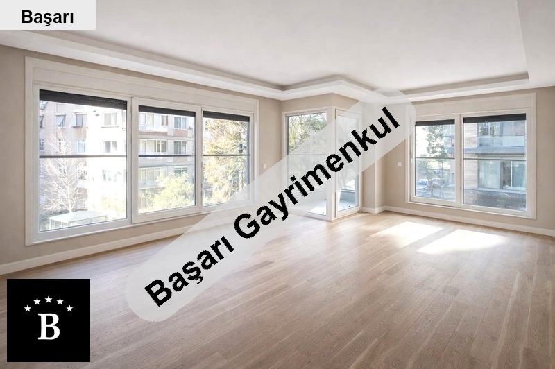 Başarı'dan bostanci bağdat si̇ne yakin geni̇ş 3+1 satilik 0 bi̇nada