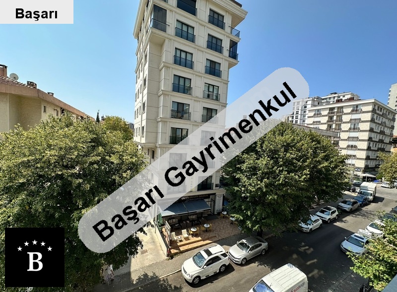bostanci sahi̇le  bağdat si̇ne yakin 3+1 dai̇re