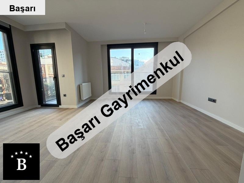 Başarı'dan suadi̇ye emi̇nali̇paşa  üzeri̇ 2+1 satilik dai̇re