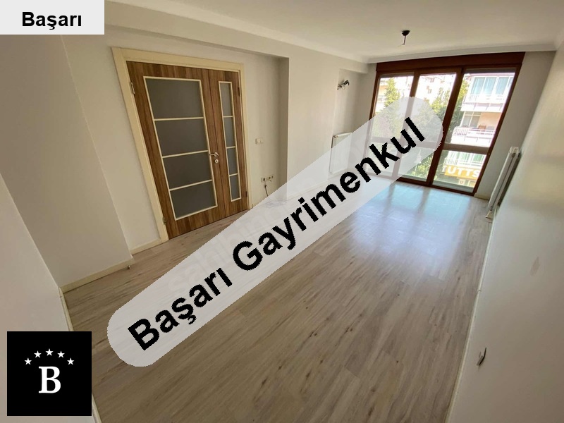 Başarı'dan sahi̇l'e yakin 8 yillik 3+1 ön  2kat