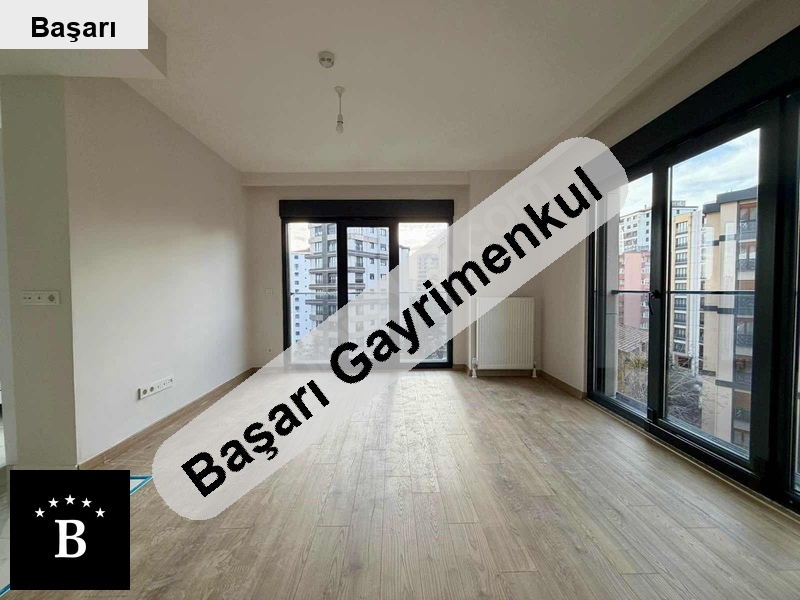 Başarı'dan cı modern sitesinde balkonlu 2+1 ara kat