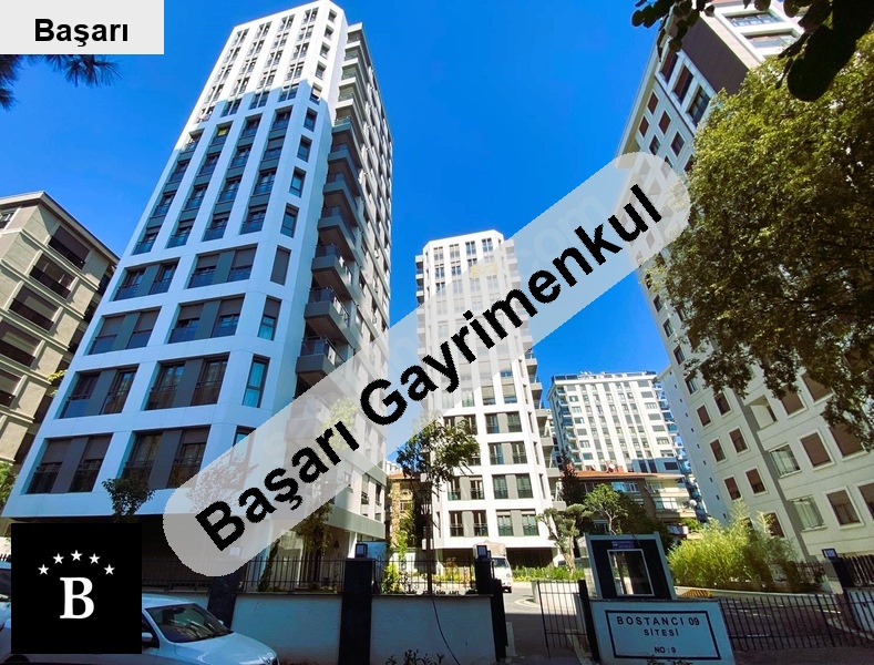 Başarı'dan bostanci'da bağdat cad komşu si̇te i̇çi̇nde  3+1