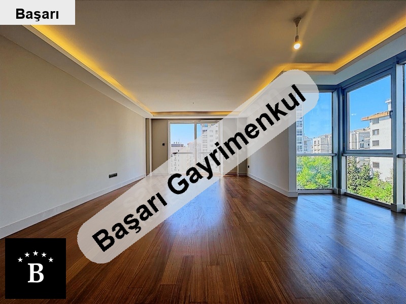 Başarı'dan erenköy'de divana komşu mimari tasarımlı ferah 125m² net 3+1