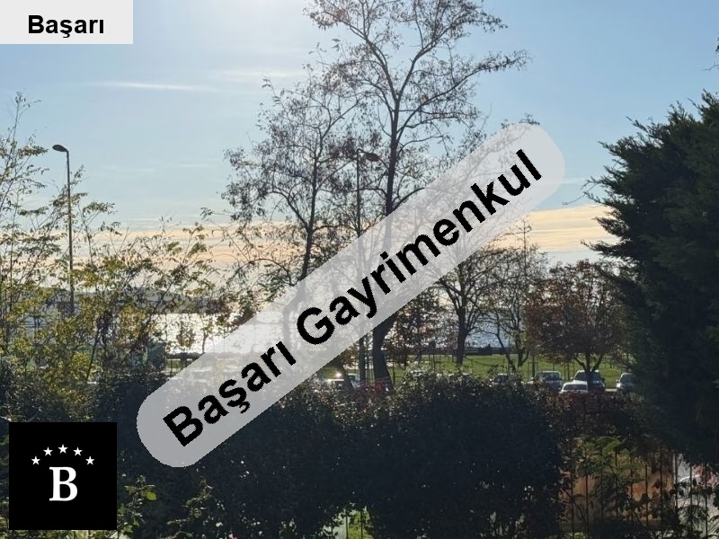 Başarı'dan çatalçeşme yali parseli̇nde 3+1 bahçe dubleks