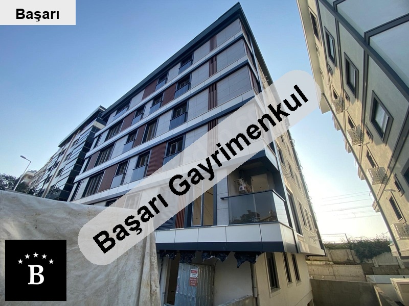 Başarı'dan bostanci sahi̇l'de 1kat ön cephe sifir 2+1