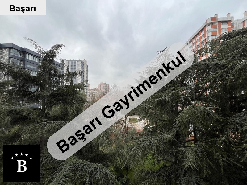 Başarı'dan reşat paşa konaği'na komşu günli̇kli̇ masrafsiz 150m2 3+1 boş