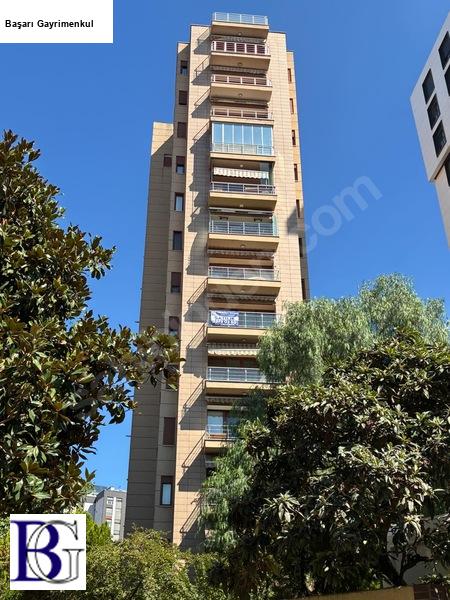 Başarı'dan kalamiş marinada kapanmaz  deni̇z manzarali 5+1 lüx satilik dai̇re 220 m2 fırsattır