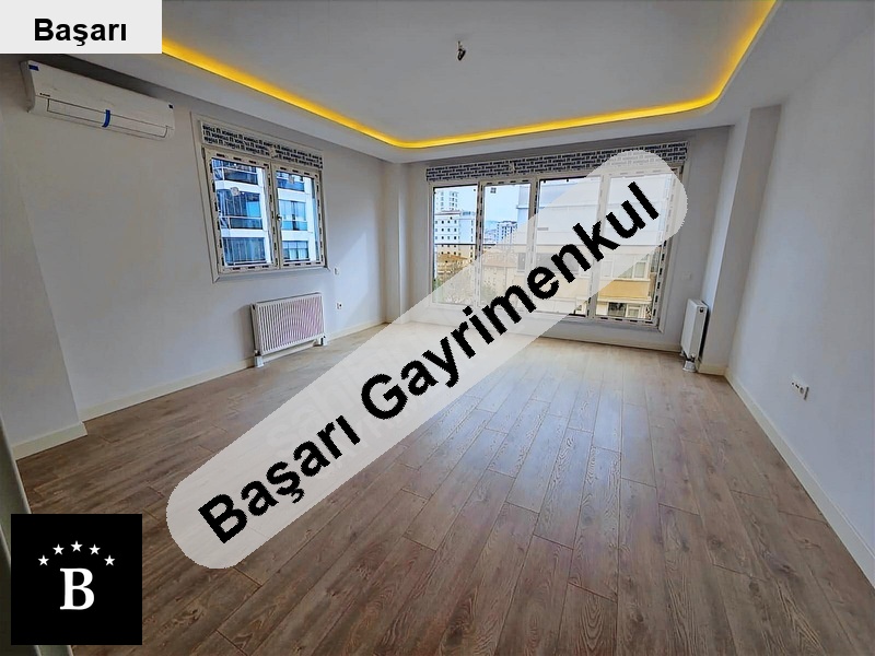 Başarı'dan bagdat si̇ne 3bi̇na da balkonlu boş sifir 3+1 satilik