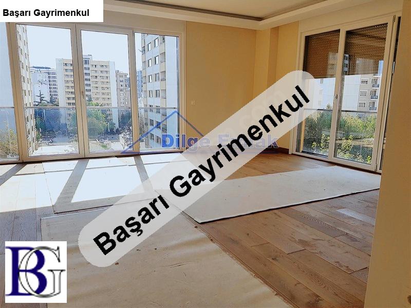başarı'dan fenerbahçe cadde üzeri 4+1 balkonlu lüks 7 yıllık satılık daire