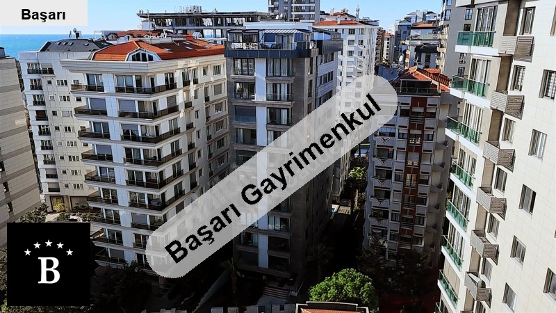 Başarı'dan  plaj yolu sahi̇le 2 yeni̇ bi̇nahavuzlu lüks 3+1 dai̇re