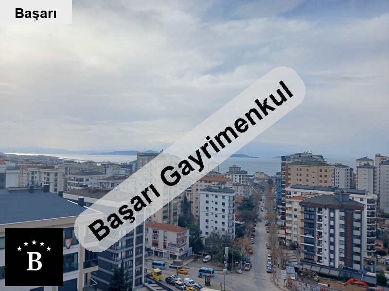 Başarı'dan bostanci  üzeri̇ sifir bi̇nada kapanmaz deniz mnz 3+1