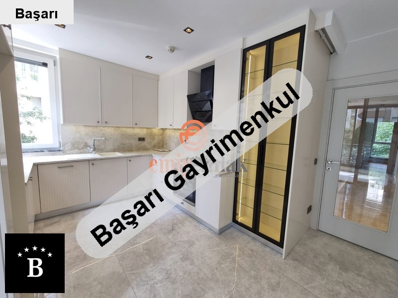 Başarı'dan   sahi̇lde 4+1 geni̇ş 2019 yapimi balkonlu