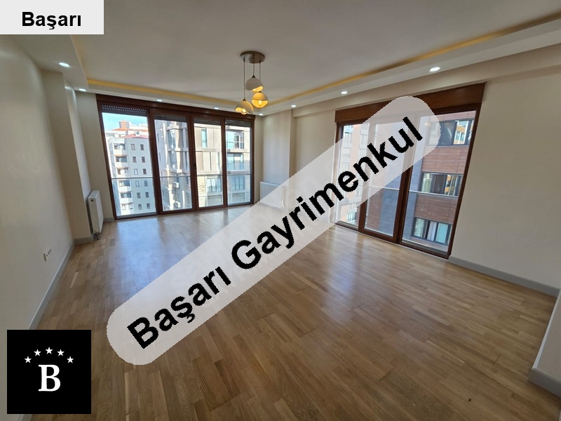 Başarı'dan   sahi̇lde yeni̇ bi̇nada satilik boş 3+1