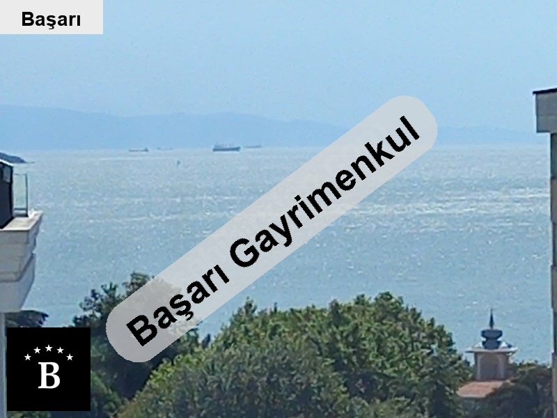 Başarı'dan  sahilde referanslı firmanın yaptığı binada 150m2 3+1