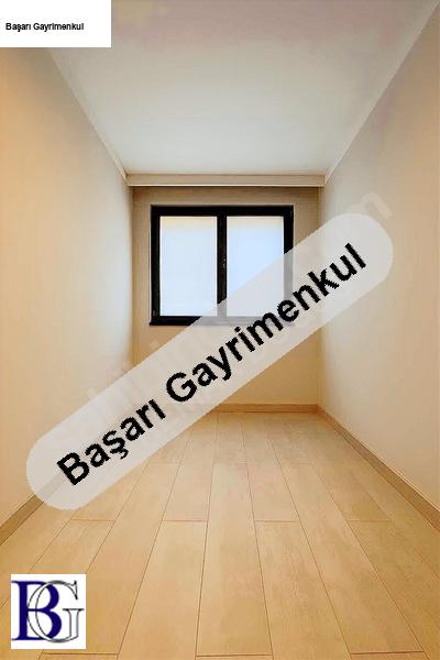 bağdat caddesi'nde komşu 4,5+1 geniş lux daire