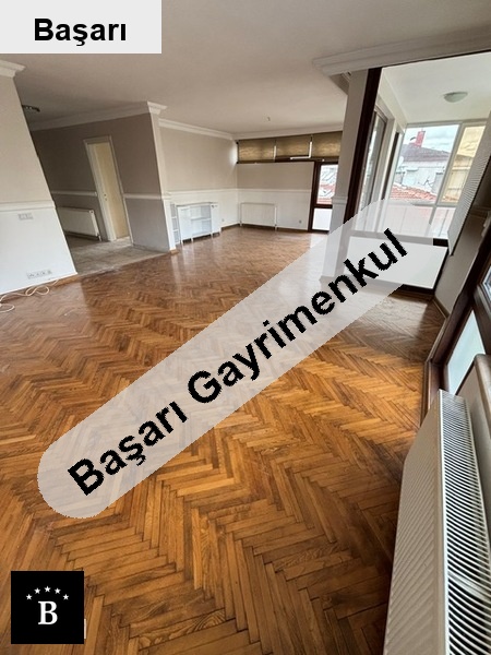 Başarı'dan aybars ki̇barer' bağdat cad üzerinde prestijli satılık daire