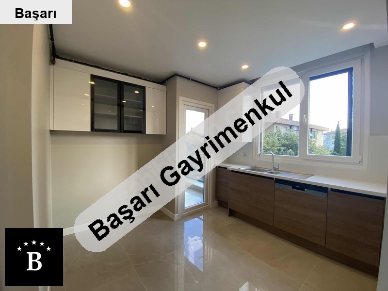 Başarı'dan geni̇ş marmaraya 4 bi̇na balkonlu firsat dai̇resi̇