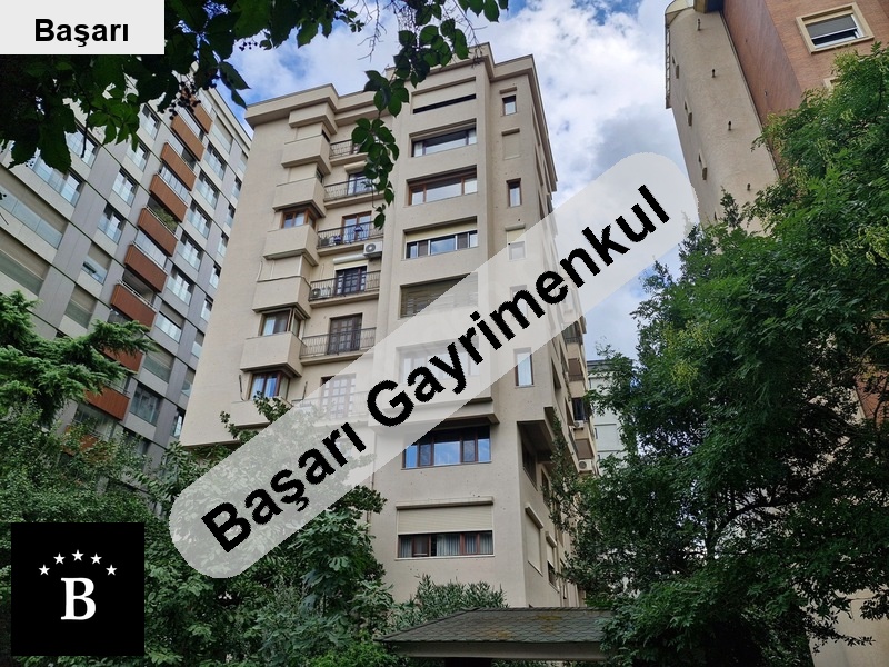 Başarı'dan  sahi̇lde abdülkadi̇r noyan sokakta satilik 4+1 dai̇re