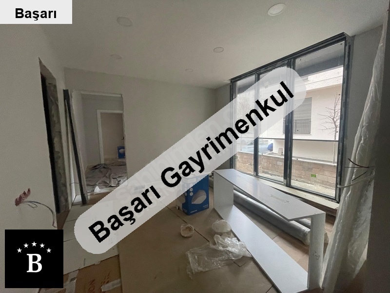 Başarı'dan  bağdat sine yakın 65 m² 1+1 i̇şyeri uygun