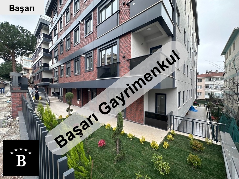 Başarı'dan kuğu pastanesi̇ arkasinda sifir bi̇nada geni̇ş m2 arakat 2+1