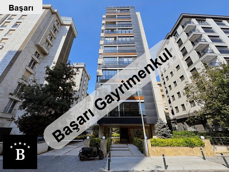 Başarı'dan  sahi̇lde 2018 yapimi 140 m² net 4+1