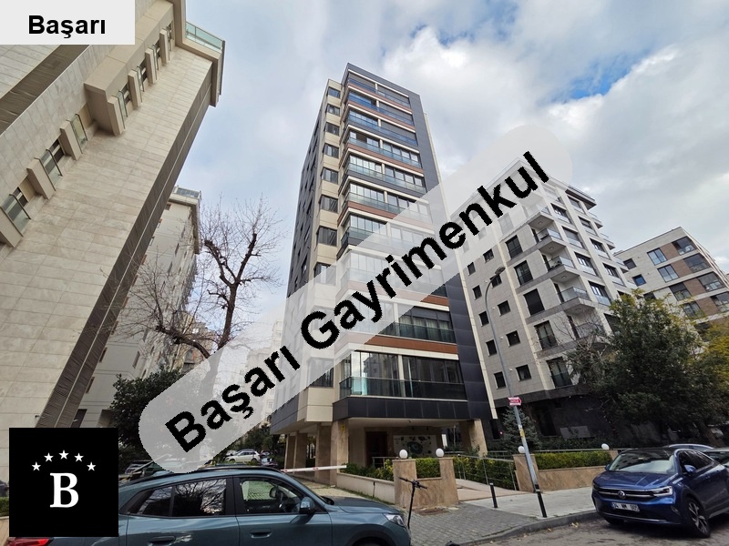Başarı'dan  140net  60yil park manzarali katta tek 4+1