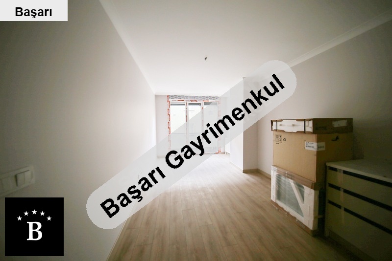 Başarı'dan sahilde cı i̇doya çok yakın katta 2+1