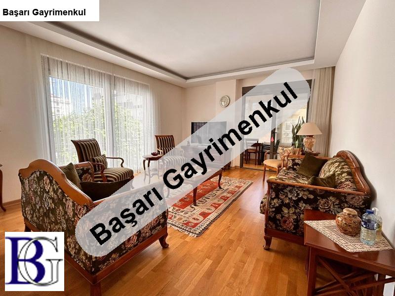 Başarı'da bostancı bağdat'a çok yakın 130 m2 balkonlu fırsattır !!
