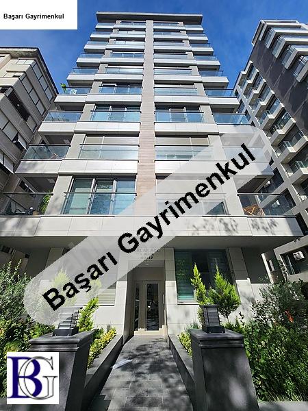 Başarı'dan bağdata 100 metre sifir bi̇nada 3+1 ferah 98m2 net 2025 yapımı fırsattır