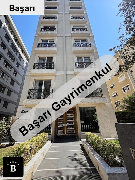 Başarı'dan  sahi̇lde 130mt2 net ara kat !!