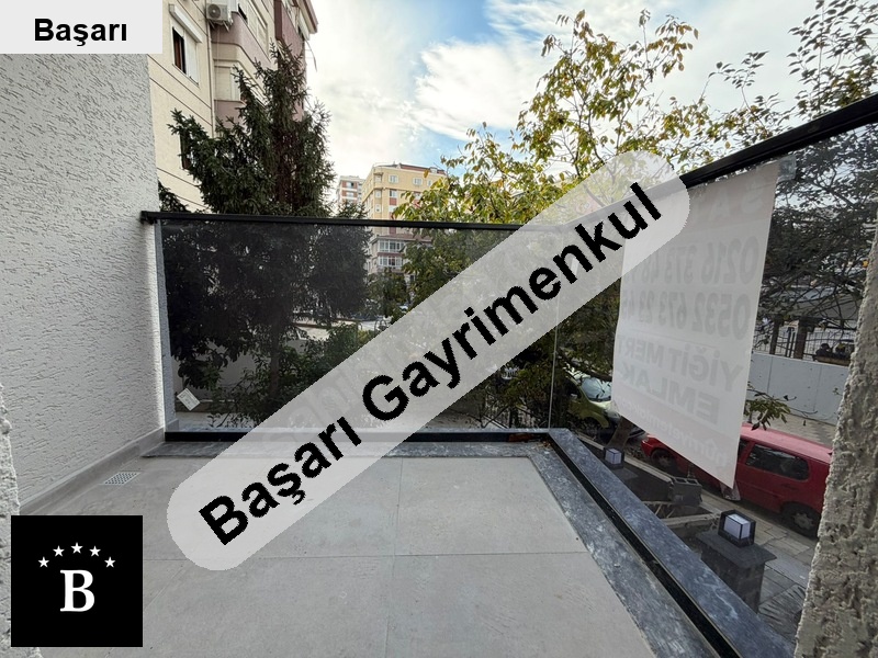 Başarı'dan c'da mi̇ni̇büse marmaraya yakin 94m2 net balkonlu