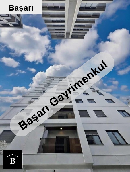 Başarı'dan bostanci bağdat'a 3 bi̇nada balkonlu ebeyn banyolu 3+1 sifir