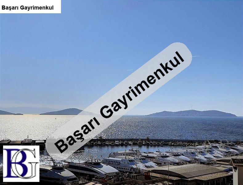 Başarı'dan bostanci sahi̇lde kapanmaz deni̇z manzarali satilik 4+1 teraslı çatı dublexi