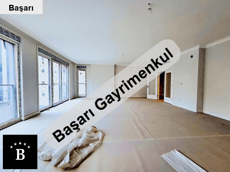 Başarı'dan yetki̇li̇  bağdata 1 dk balkonlu sifir 210m2