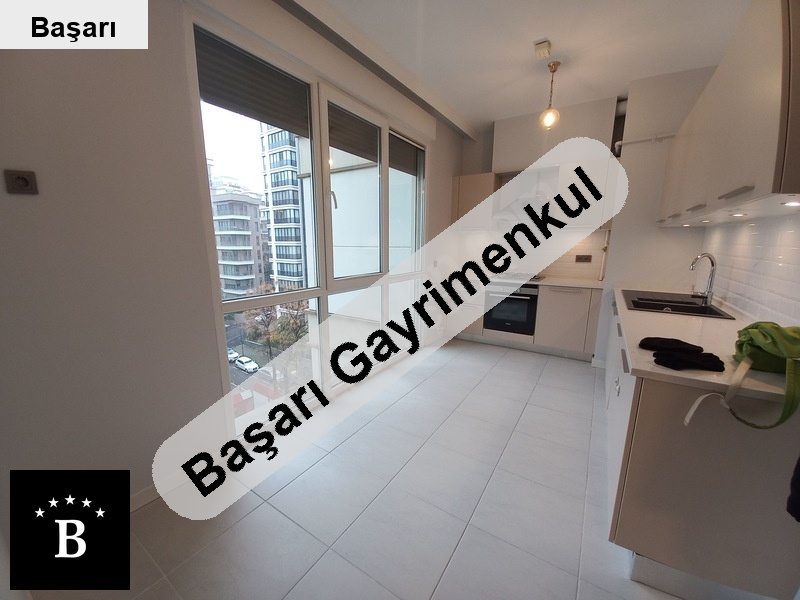 Başarı'dan bağdat sine 300m 2017 yapımı 100m2 2+1 çift kat otoparklı