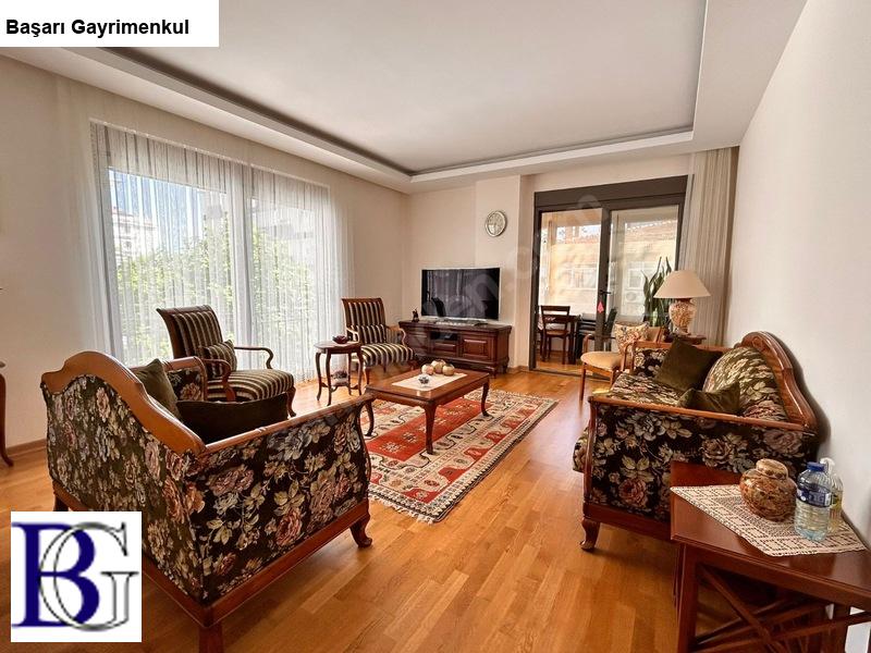 başarı'dan bostancida merkezde marmaray'a yakin balkonlu dai̇re