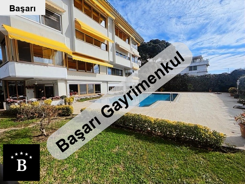 Başarı'dan erenköy sahi̇lde süper lokasyonda 500 m2 dublex yali dai̇resi̇