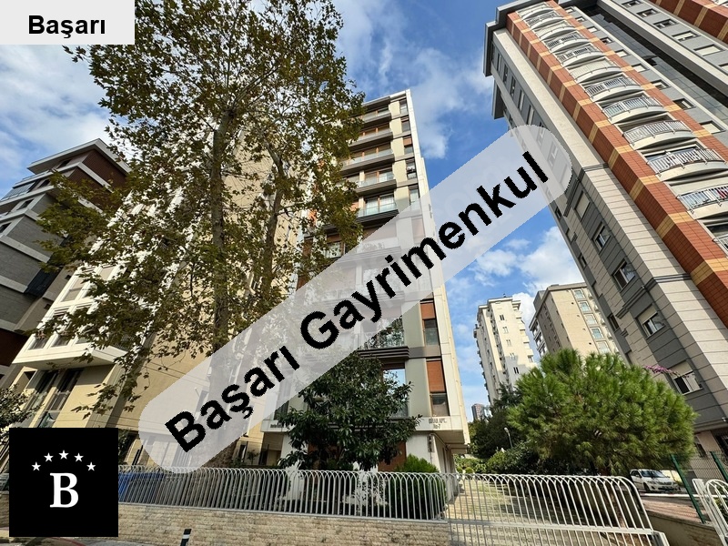 Başarı'dan  da 60yil parkina yakin 135 m2 satilik 3+1