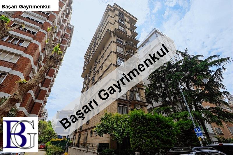 başarı'dan caddebostan bağdat'a ilk paralel sokakta katta tek ultra lüks 4+1 satilik!!!!