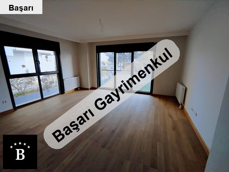 Başarı'dan  sahi̇lde satilik 3+1 sifir dai̇re