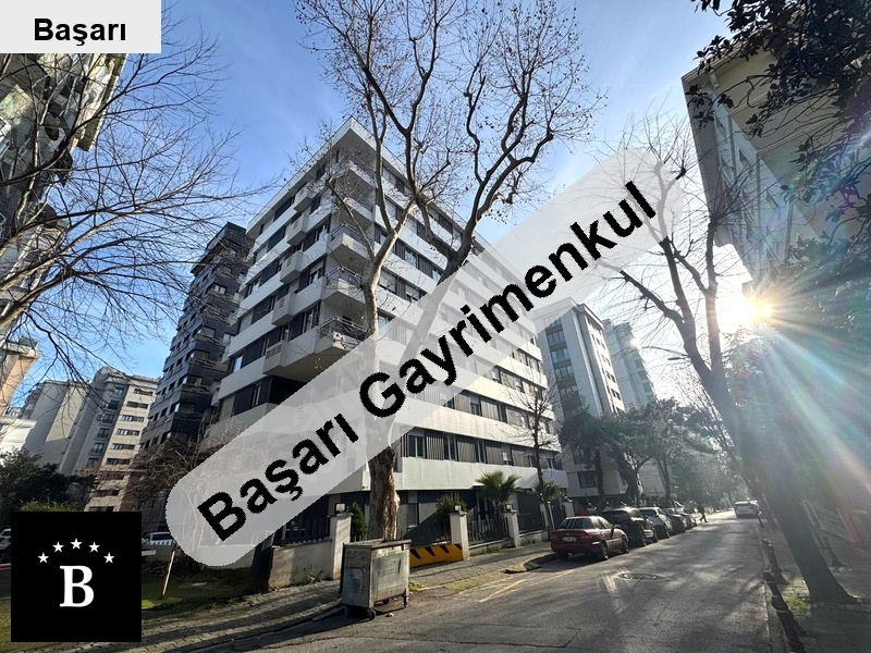 Başarı'dan suadiye'de 2 yıllık binada boş daire 2+1