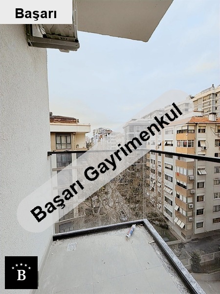 Başarı'dan  suadi̇ye 2+1 yer isitmali yeni̇ bi̇na'da 65 m2