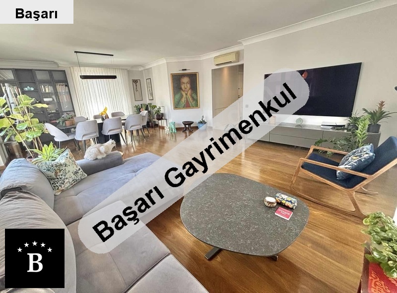 Başarı'dan  sahi̇l katta tek ebeynli̇ 180m2 lüks 4+1