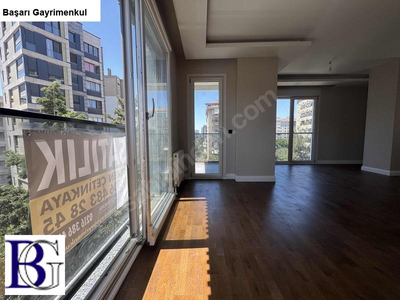 BAŞARI'DAN ŞAŞKINBAKKAL MARK SPENCER'DA  2025 YAPIMI  45 M2 SALONLU BALKONLU EBEVEYNLİ NET 145 M2 FIRSATTIR 