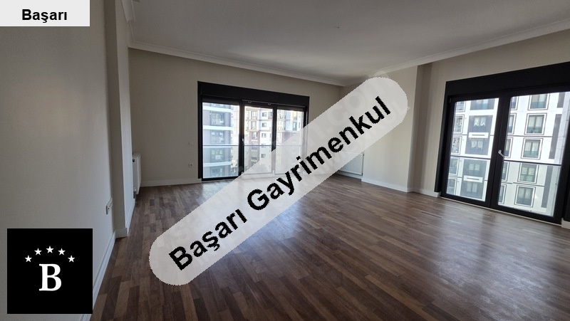 Başarı'dan şaşkinbakkalda feri̇de geçi̇di̇ne yakin 105 m2 net 3+1 ebeynli̇