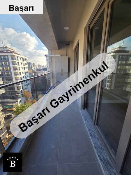 Başarı'dan  sahil de katta tek 2 araçlık otoparklı satılık daire